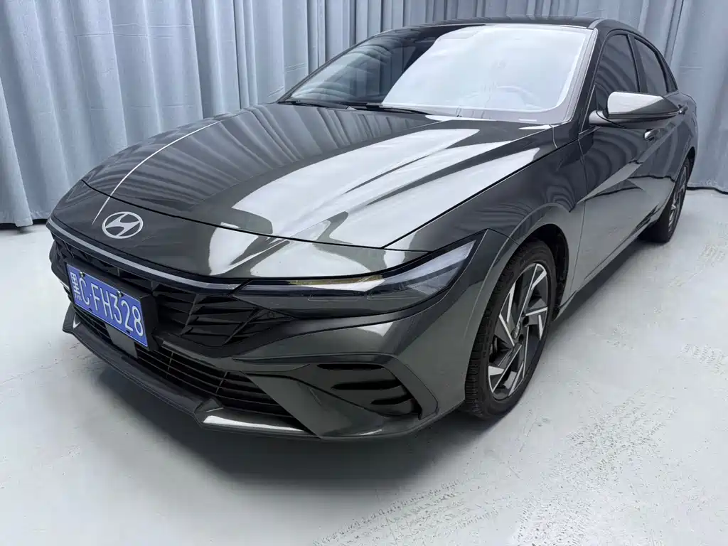 Hyundai Elantra 2023