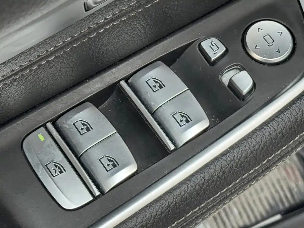 BMW 6 Series GT 2021 — фото 15