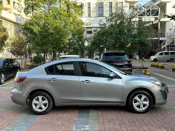 Mazda 3 Xingcheng 2011