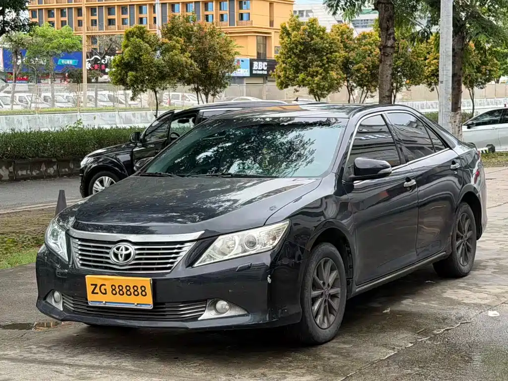 Toyota Camry 2013