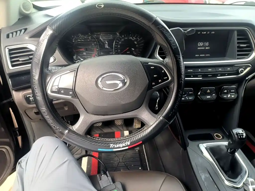 GAC Trumpchi GS4 2017 — фото 10