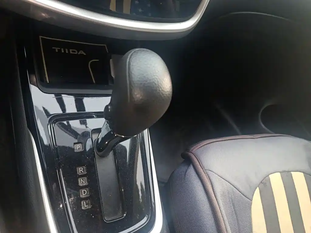 Nissan Tiida 2017 — фото 7