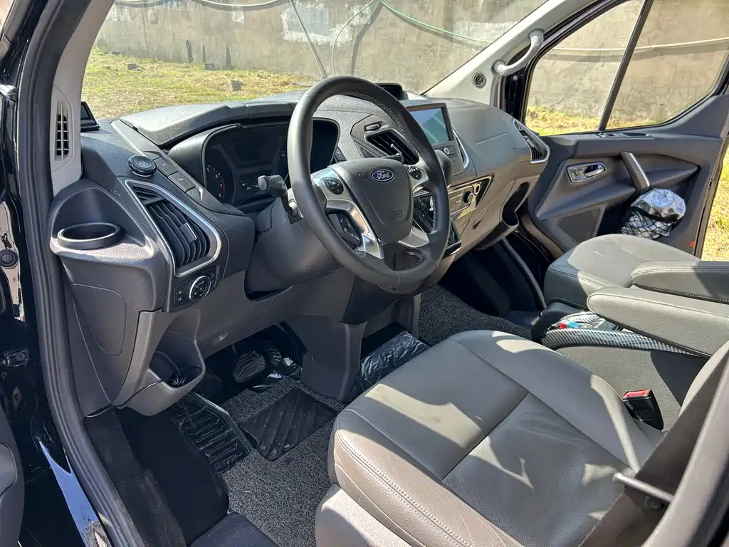 Ford Tourneo 2020 — фото 8