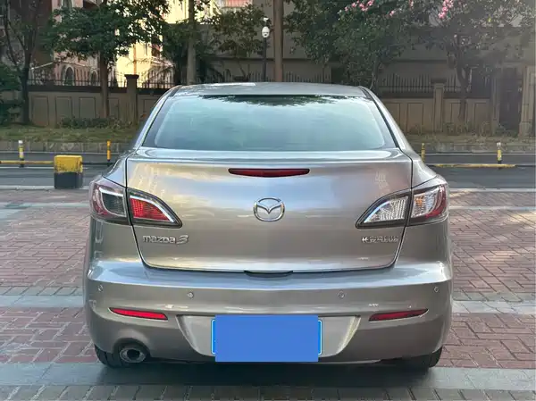 Mazda 3 Xingcheng 2011