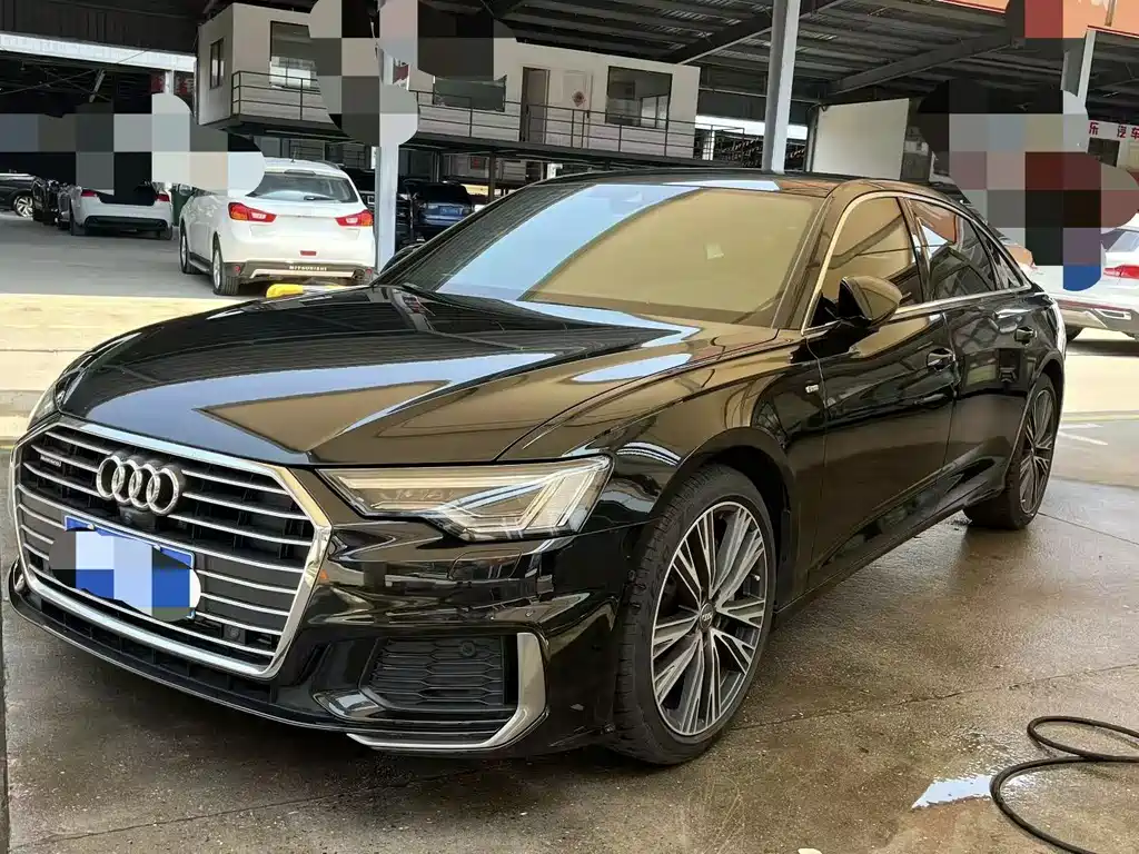 Audi A6L 2022