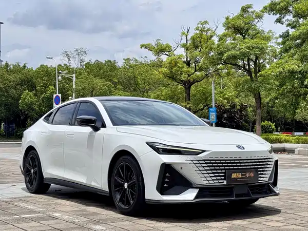 Changan UNI-V 2023