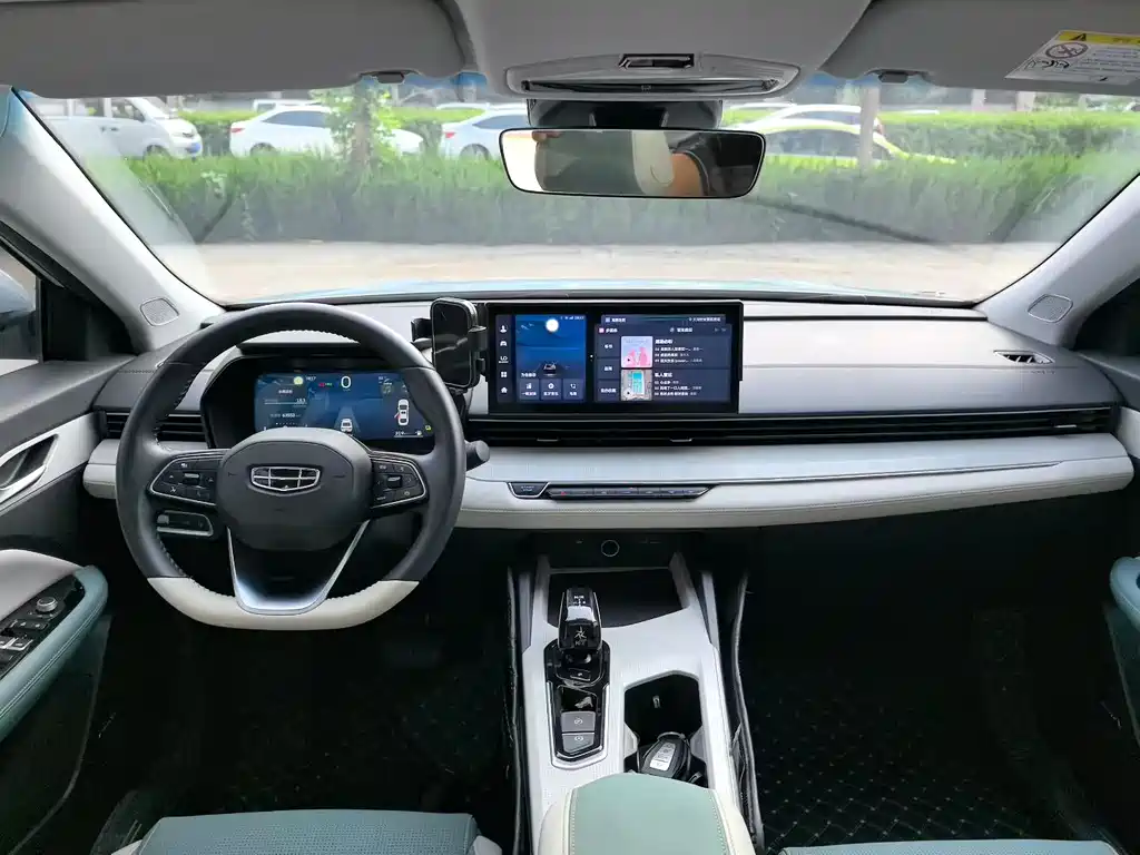 Geely Emgrand L Hip 2022 — фото 6