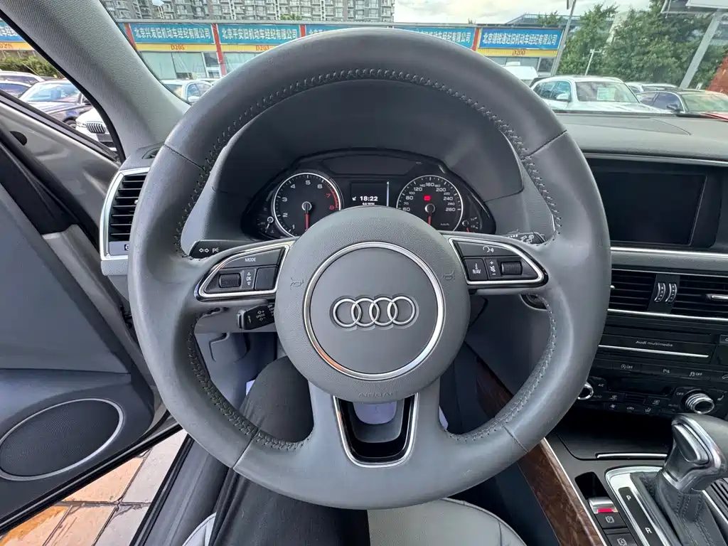 Audi Q5 2015 — фото 6
