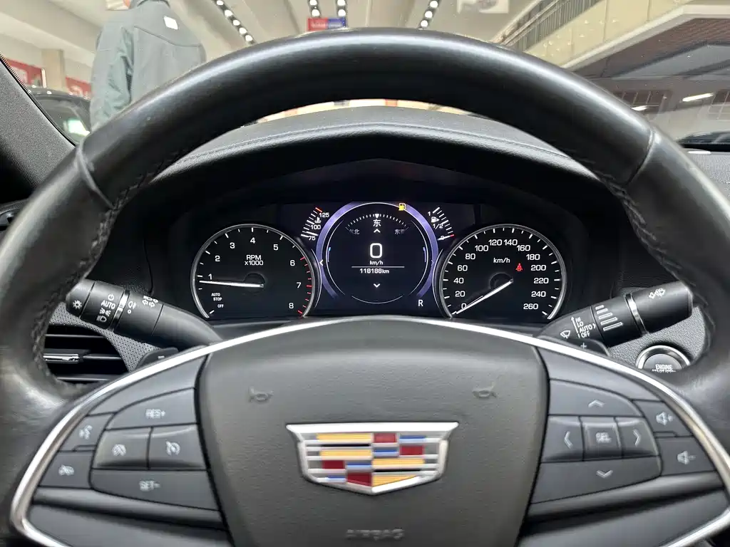 Cadillac CT6 2021 — фото 10
