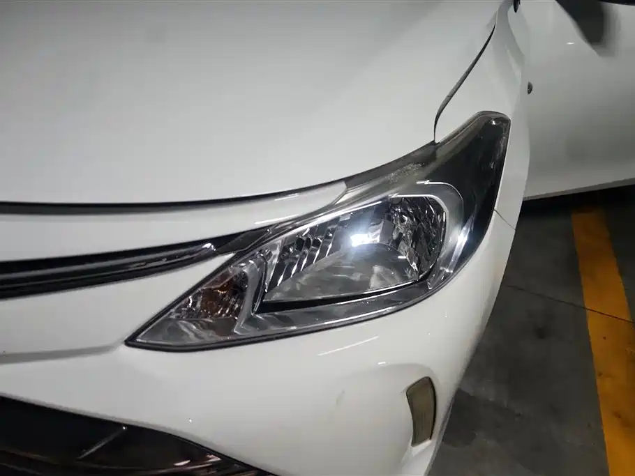 Toyota Vios 2017 — фото 4