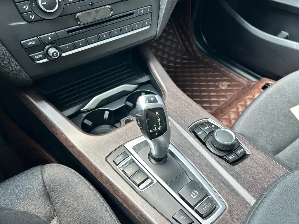 BMW X3 2016 — фото 12