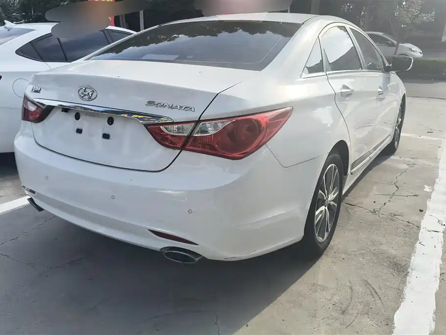 Hyundai Sonata 2015 — фото 3