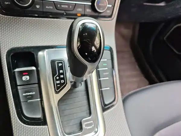 Geely Emgrand GS 2017