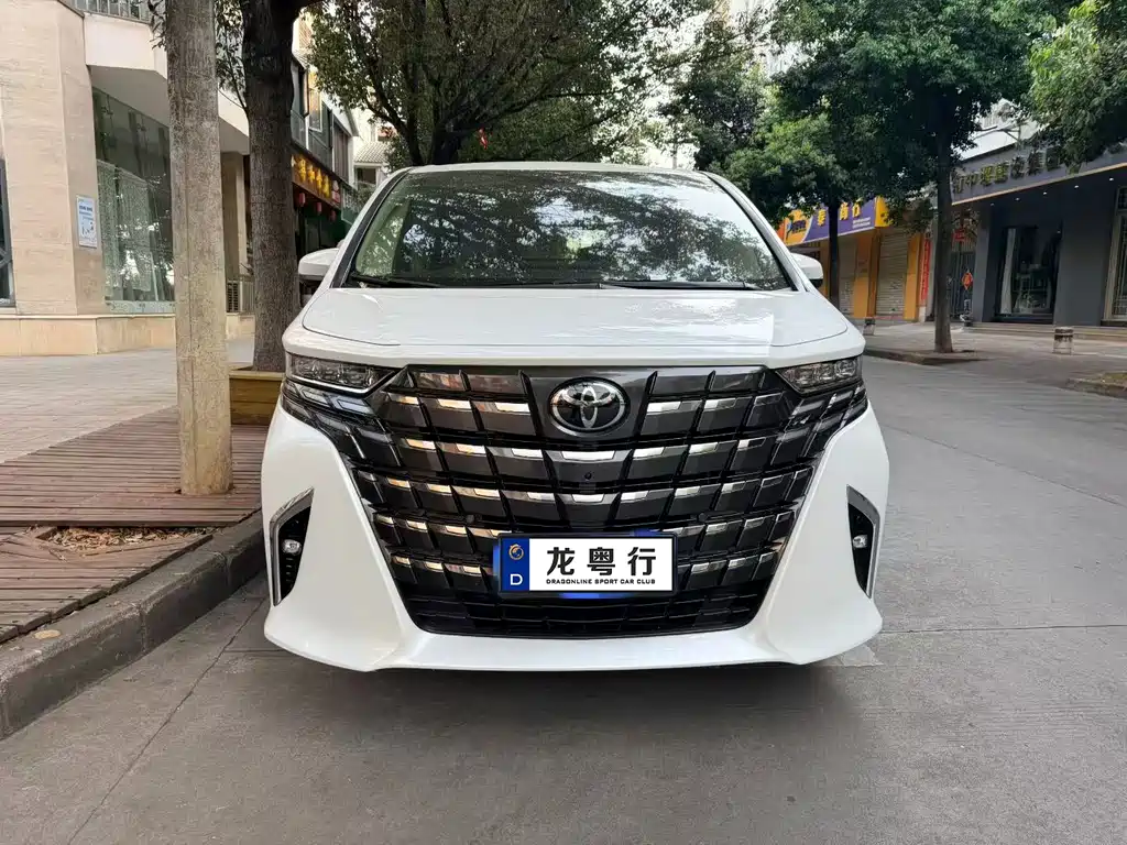 Toyota Alphard 2025 — фото 2