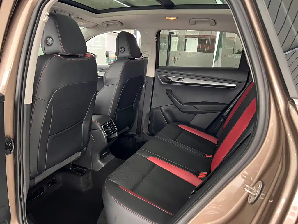 Skoda Karoq 2022 — фото 4