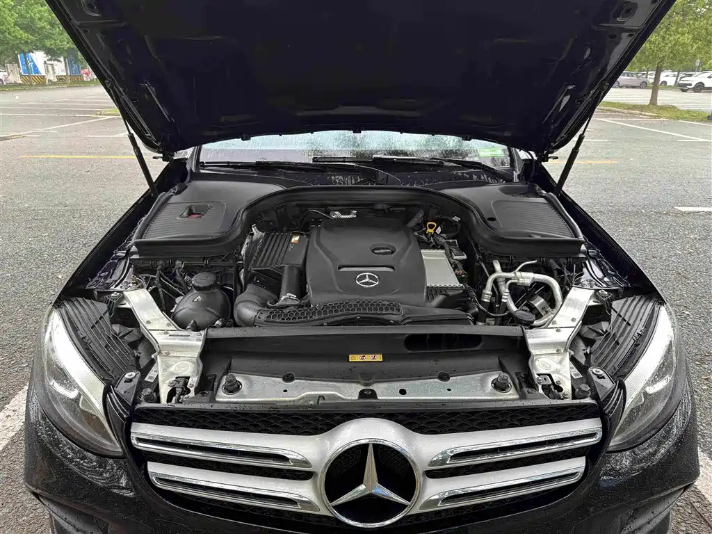 Mercedes-Benz GLC 2018 — фото 27