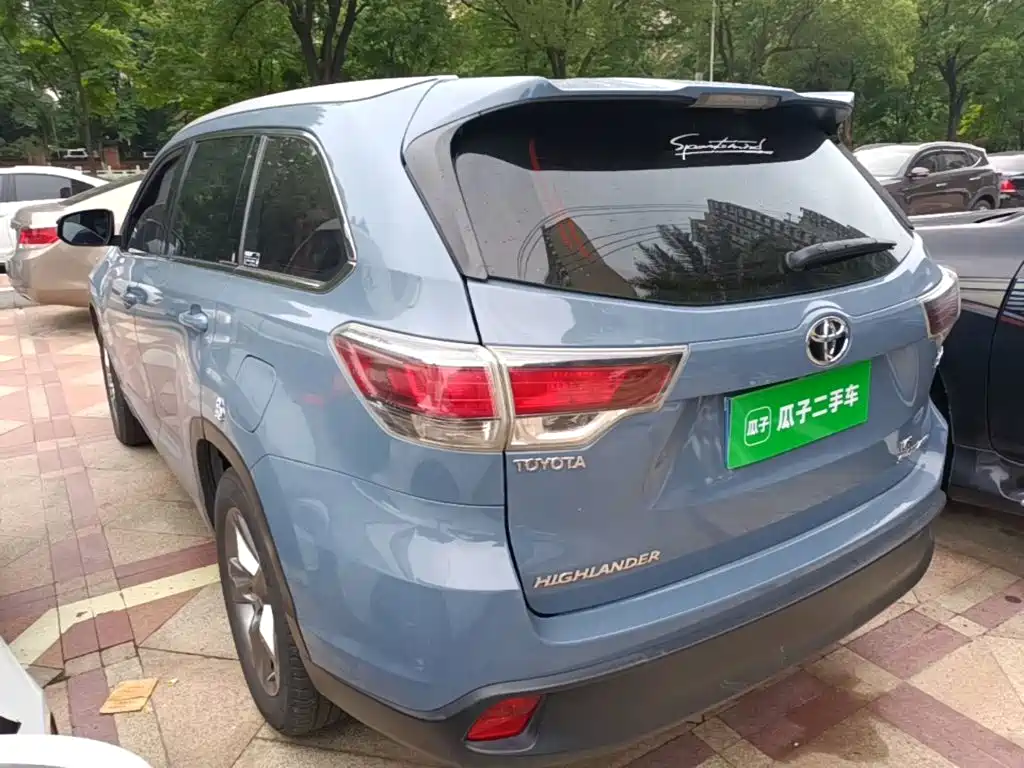 Toyota Highlander 2015 — фото 23