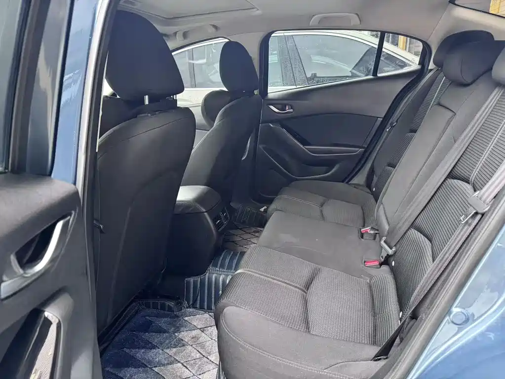 Mazda 3 Axela 2018