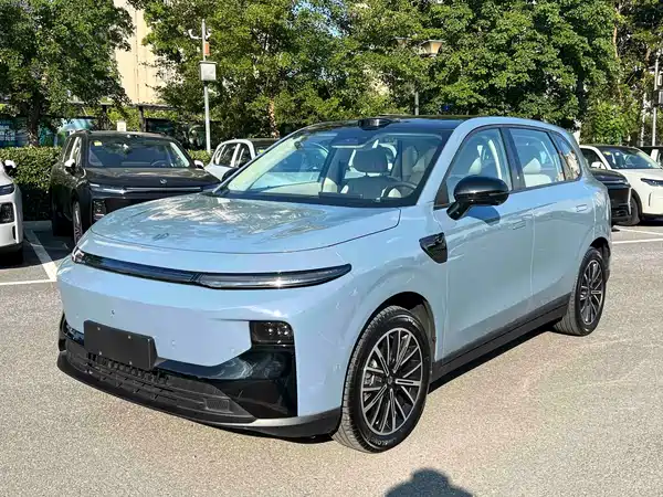 Leapmotor B01 2025