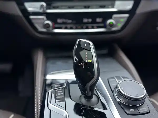 BMW 5 Series 2023