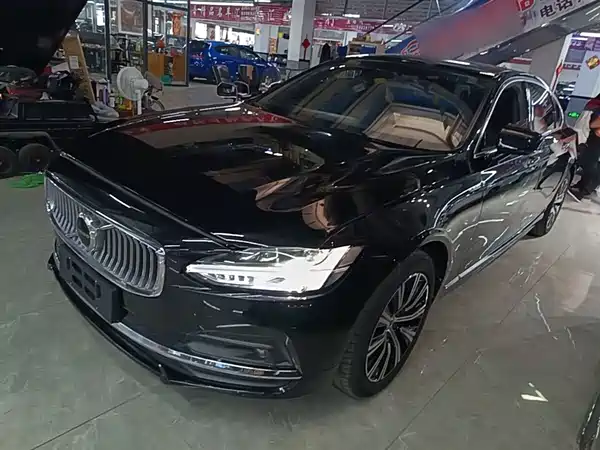 Volvo S90 2021