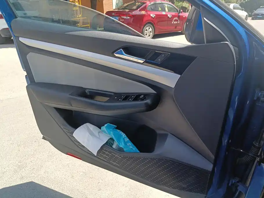 Volkswagen Bora 2023