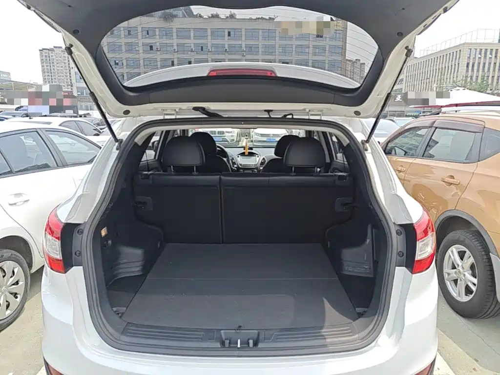 Hyundai ix35 2014 — фото 19