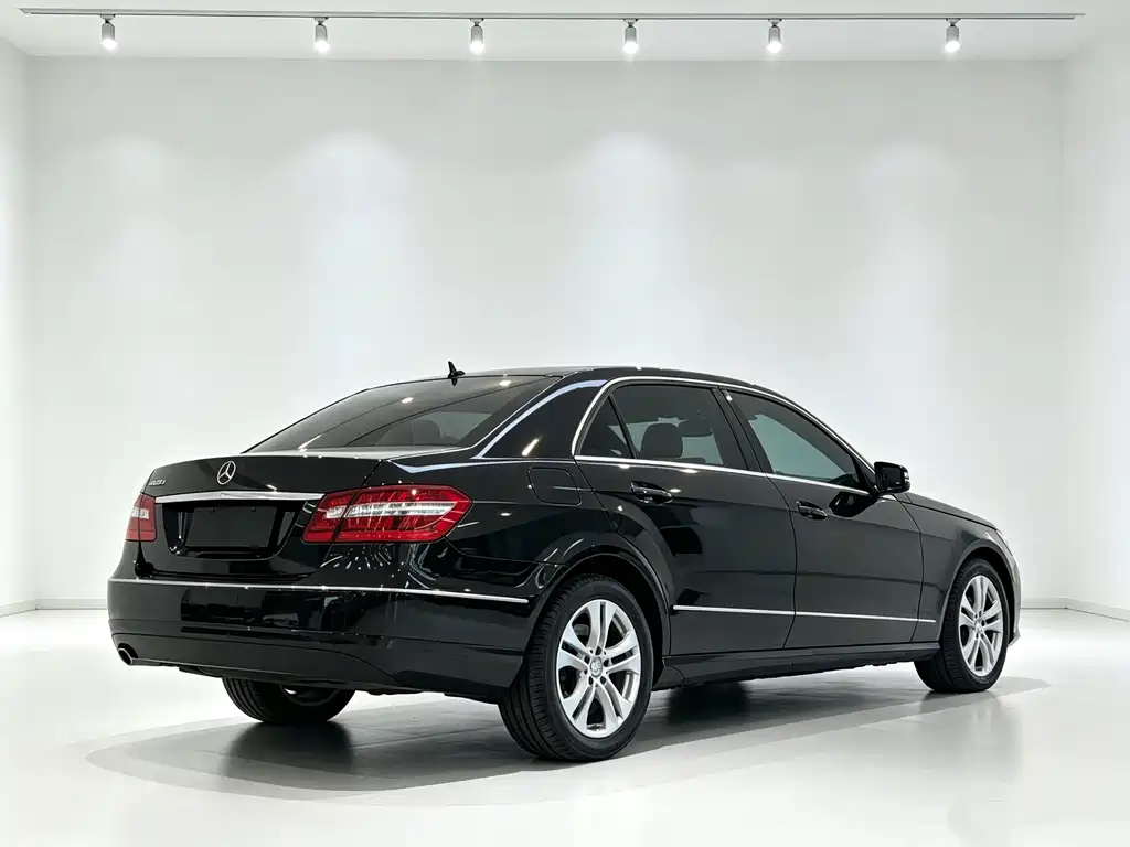 Mercedes-Benz E-Class 2012