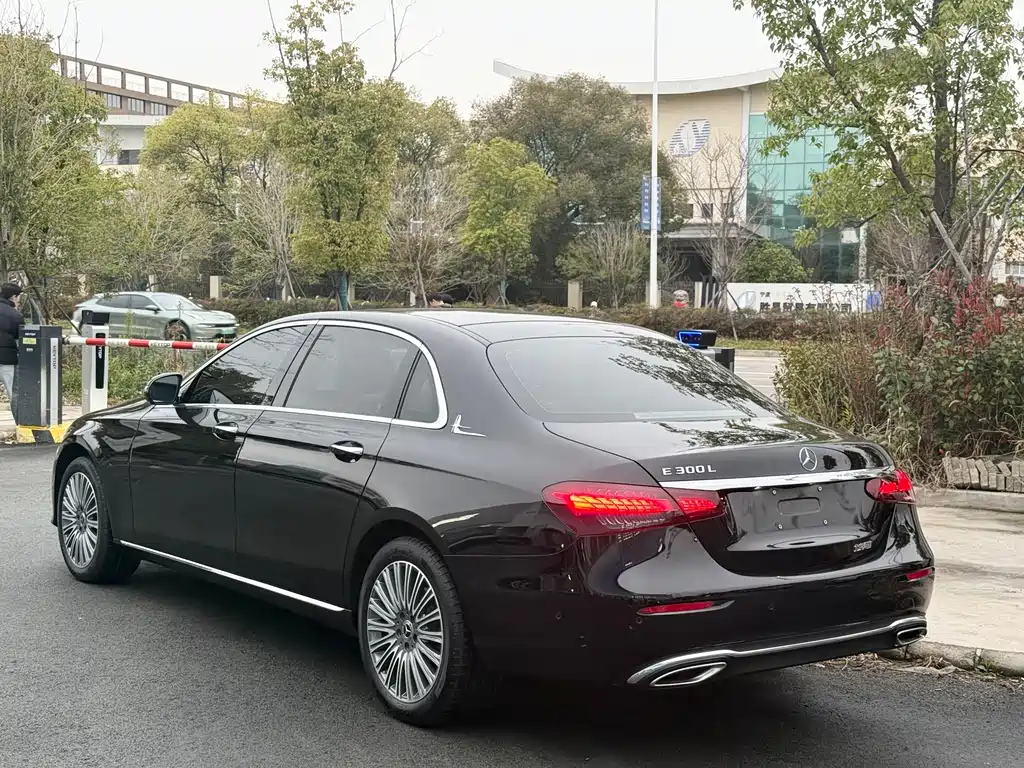 Mercedes-Benz E-Class 2020