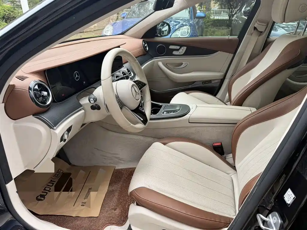 Mercedes-Benz E-Class 2021