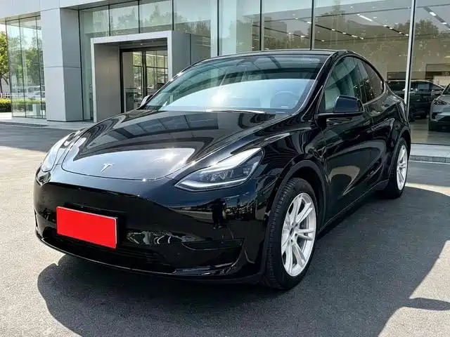 Tesla Model Y 2022 — фото 3