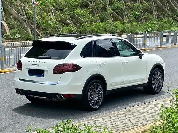 Porsche Cayenne 2013