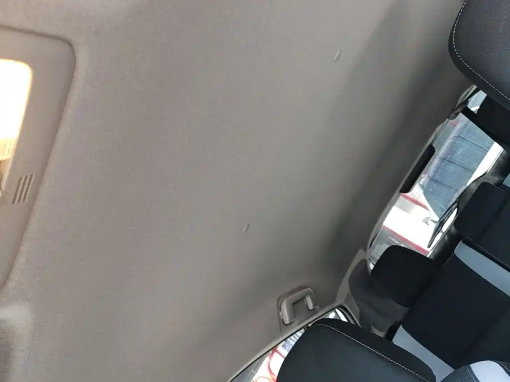Toyota Yaris L 2022 — фото 18