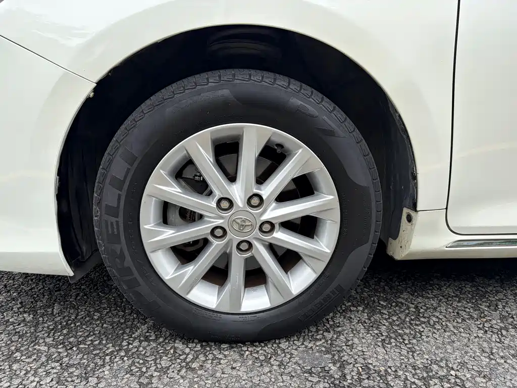 Toyota Camry 2013