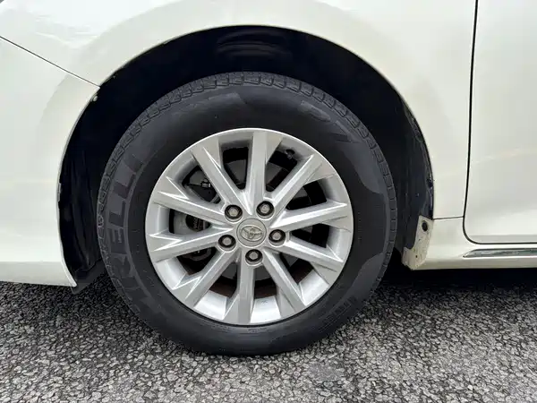 Toyota Camry 2013
