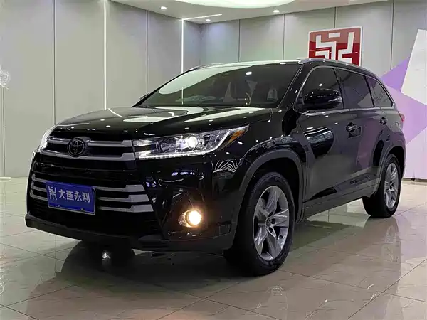 Toyota Highlander 2022