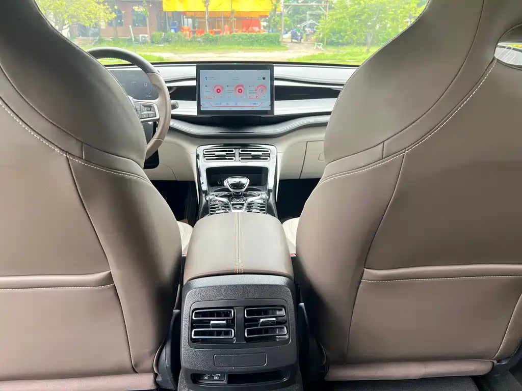 BYD Qin PLUS 2024 — фото 15