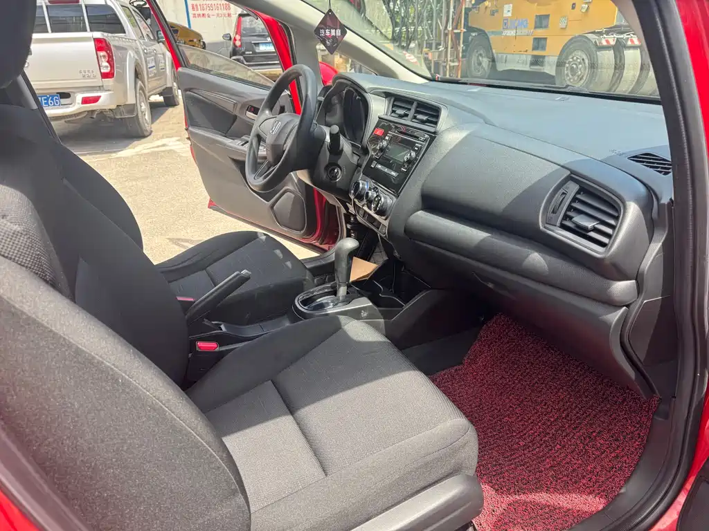 Honda Fit 2015 — фото 10
