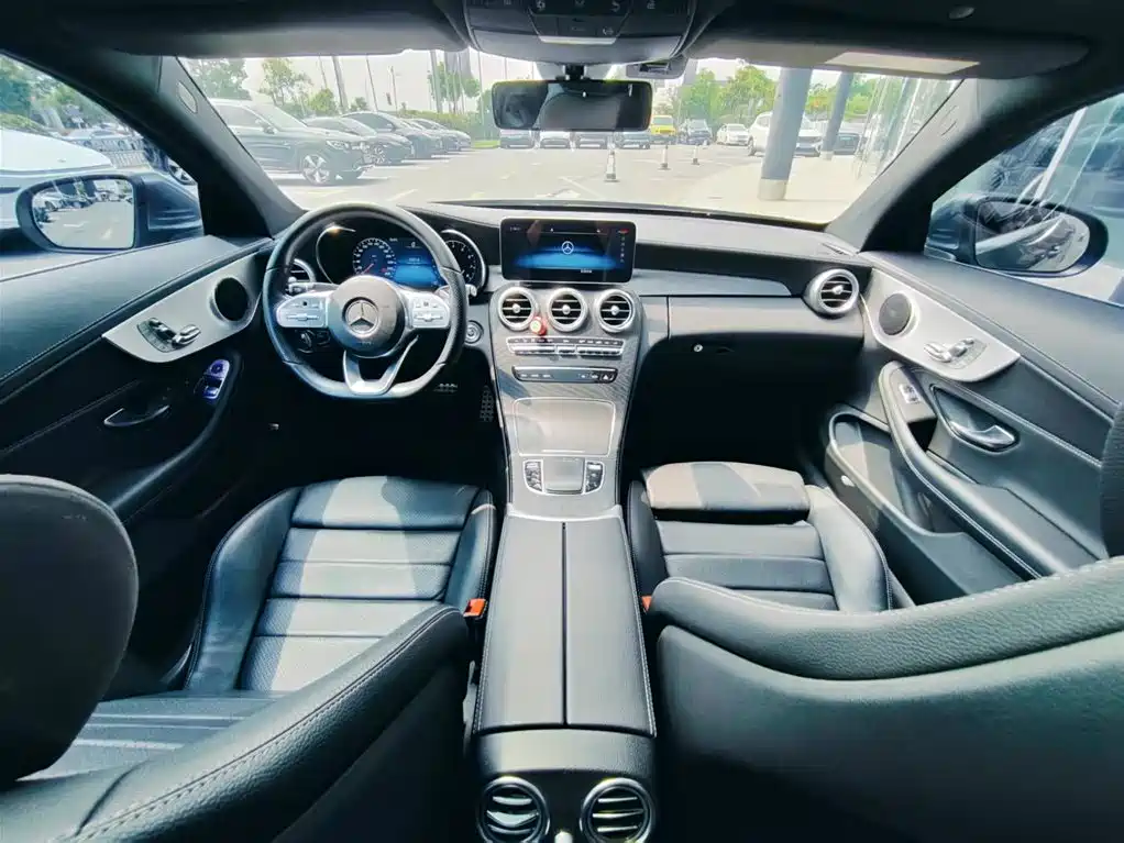 Mercedes-Benz C-Class 2020 — фото 15