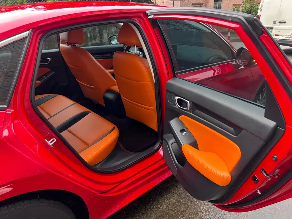 Honda Civic 2021 — фото 10