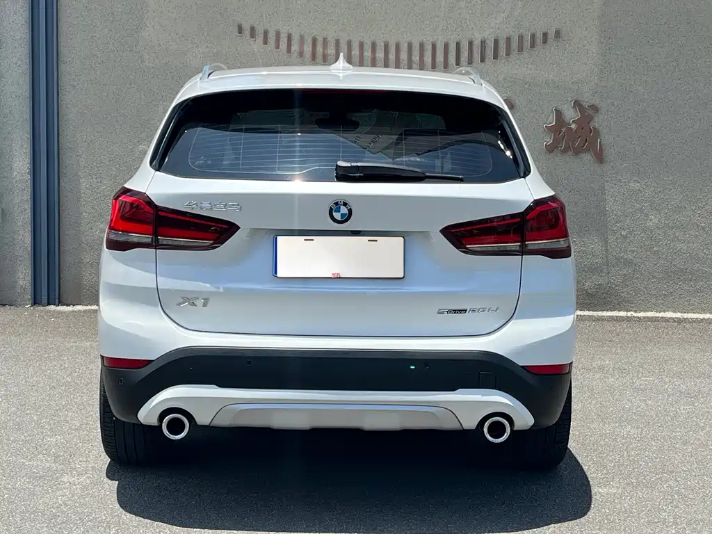 BMW X1 2022 — фото 4