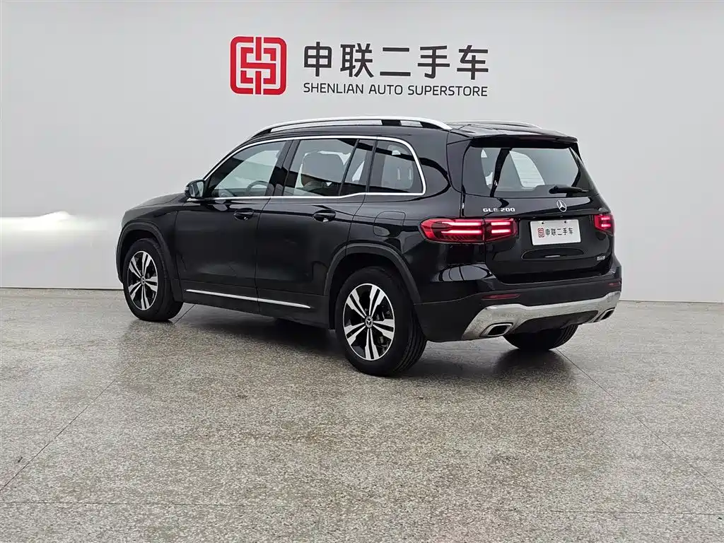 Mercedes-Benz GLB 2024