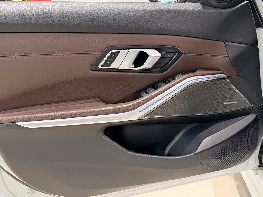 BMW i3 2023 — фото 14