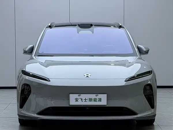 NIO ET5T 2024