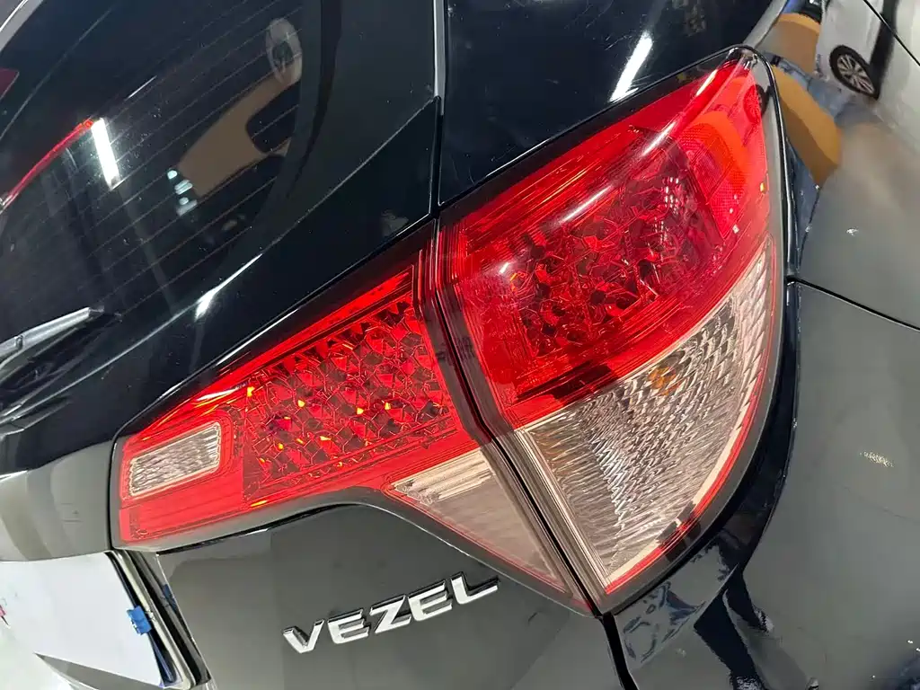 Honda Vezel 2016 — фото 14