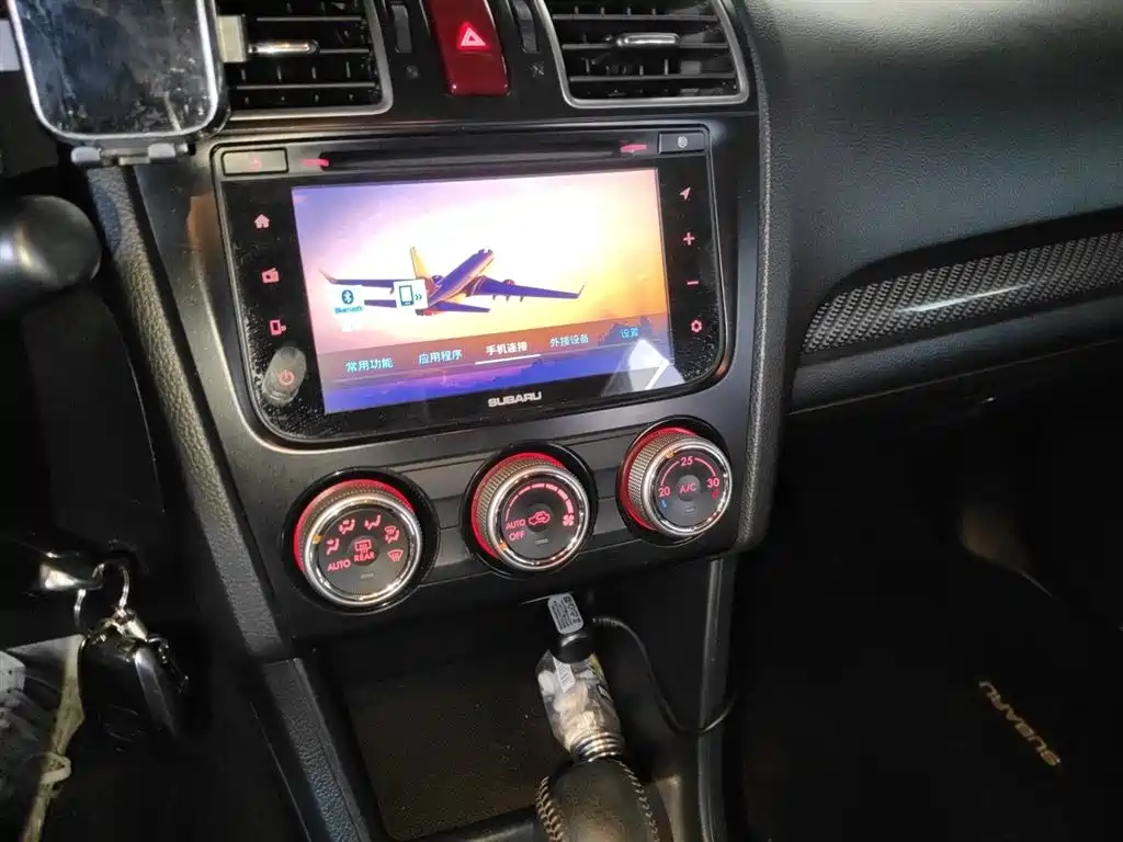 Subaru XV 2015 — фото 10