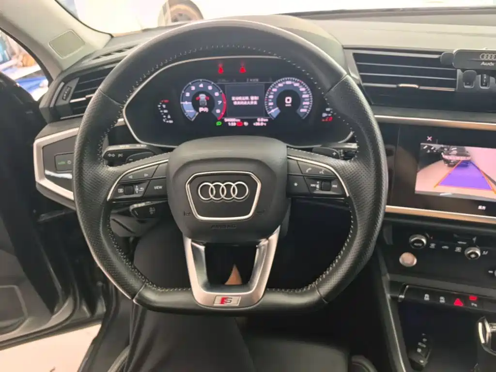 Audi Q3 Sportback 2021 — фото 11