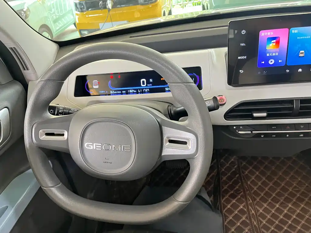 Geely Galaxy Panda 2023 — фото 13