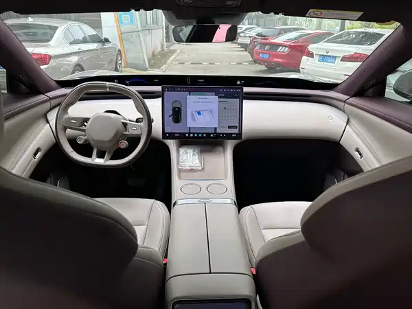 Xiaomi YU7 2025