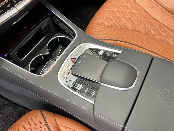 Mercedes-Benz Maybach S-Class 2021